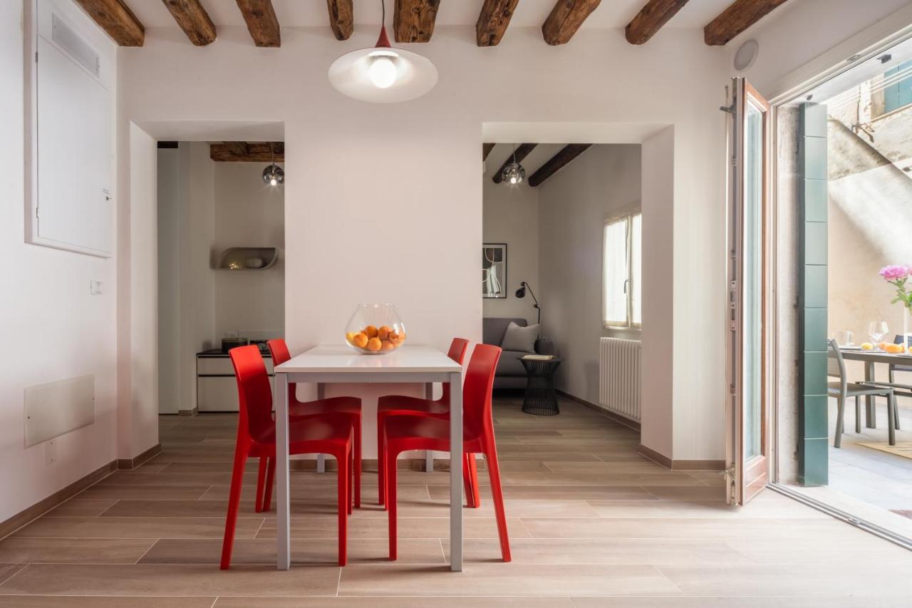 San Giacomo Dall'Orio Garden Apartment R&R Венеція Екстер'єр фото