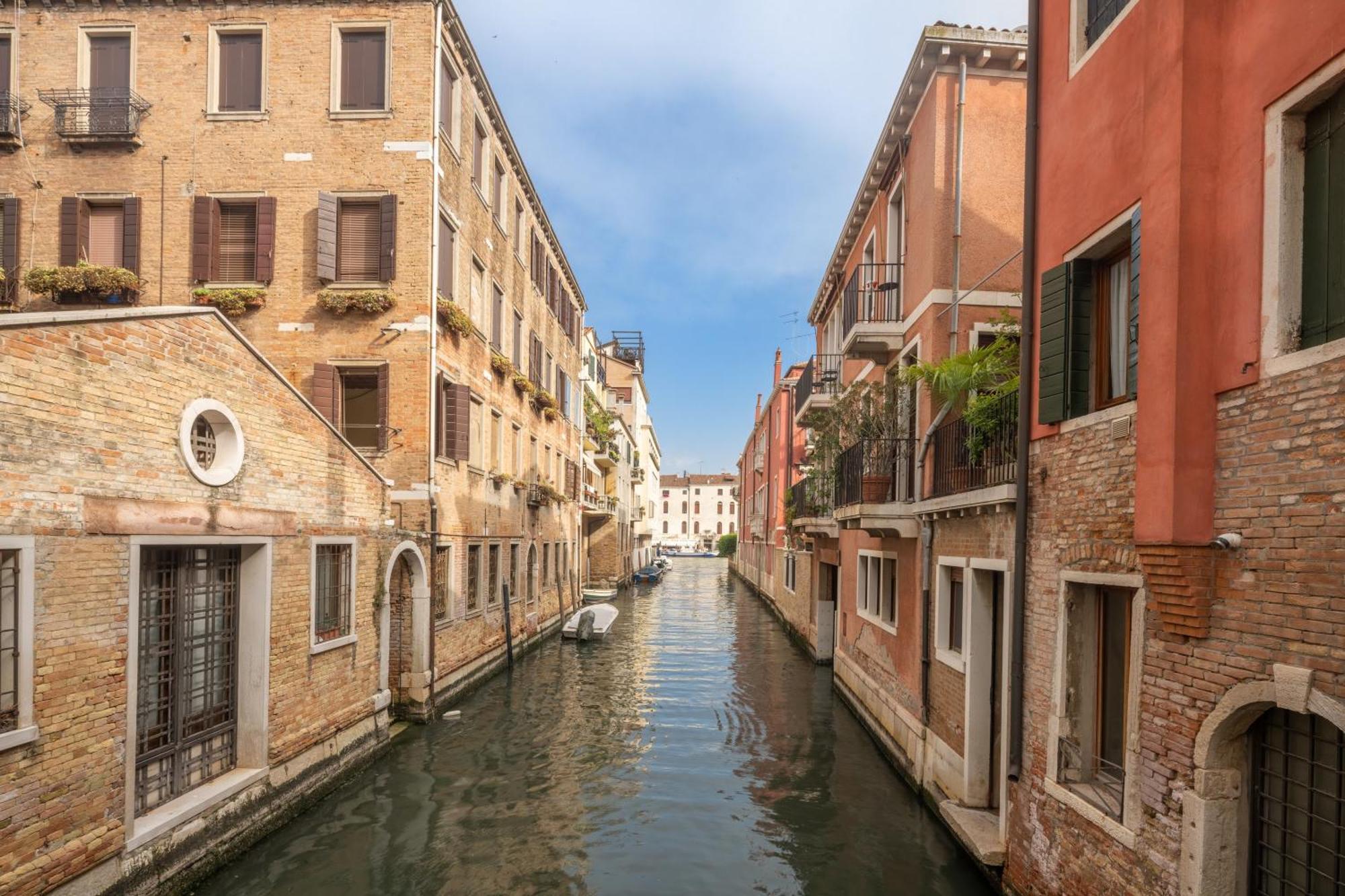 San Giacomo Dall'Orio Garden Apartment R&R Венеція Екстер'єр фото
